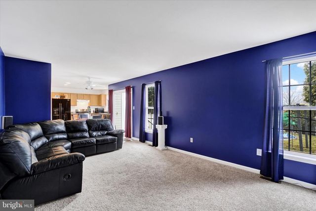 1366 ASTER DR, York, PA 17408