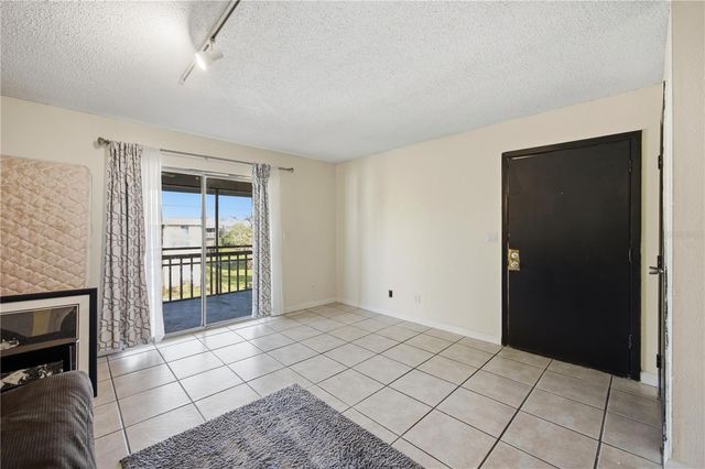 6519 W NEWBERRY ROAD 109, Gainesville, FL 32607