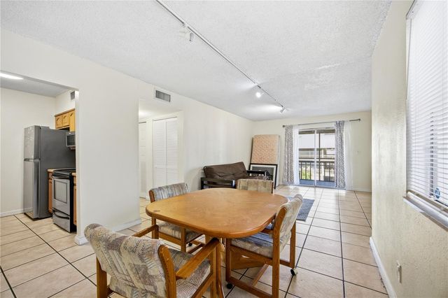 6519 W NEWBERRY ROAD 109, Gainesville, FL 32607