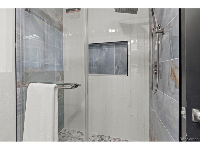 5021 S Washington St, Englewood, CO 80113