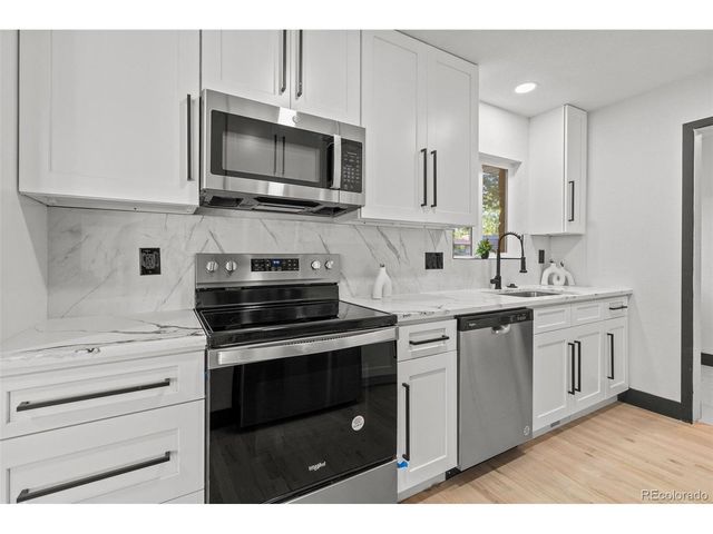 5021 S Washington St, Englewood, CO 80113