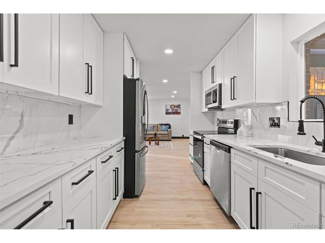 5021 S Washington St, Englewood, CO 80113