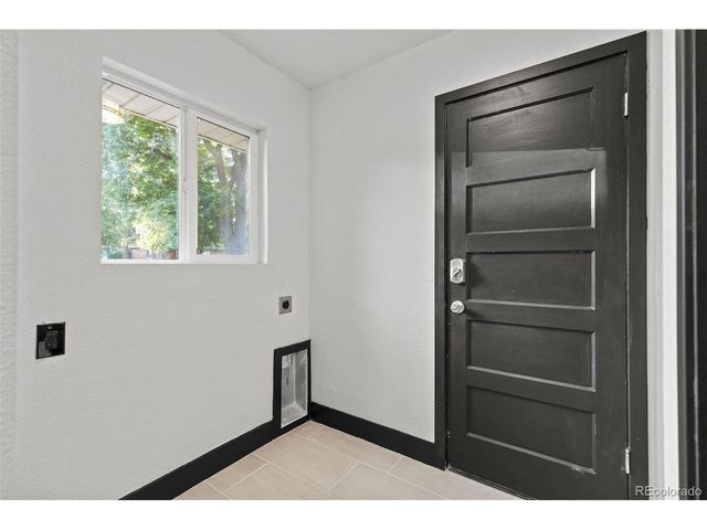 5021 S Washington St, Englewood, CO 80113