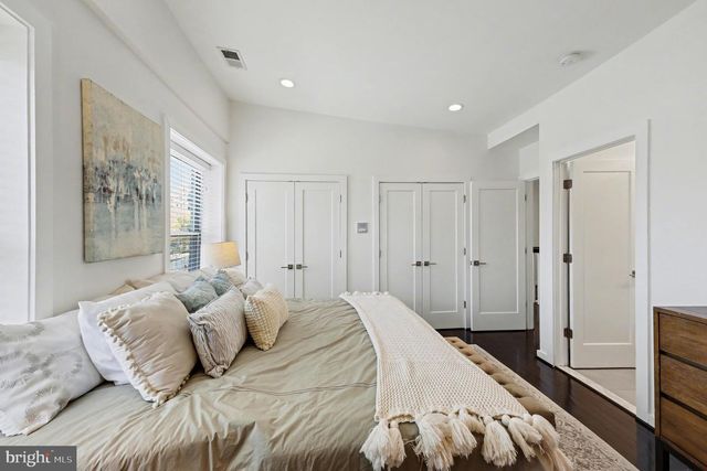 3639 NEW HAMPSHIRE AVE NW, Washington, DC 20010