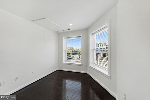 3639 NEW HAMPSHIRE AVE NW, Washington, DC 20010