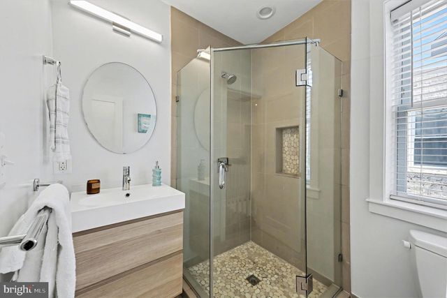 3639 NEW HAMPSHIRE AVE NW, Washington, DC 20010