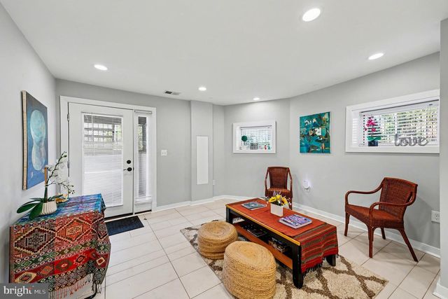 3639 NEW HAMPSHIRE AVE NW, Washington, DC 20010