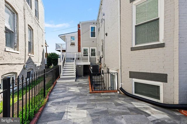 3639 NEW HAMPSHIRE AVE NW, Washington, DC 20010