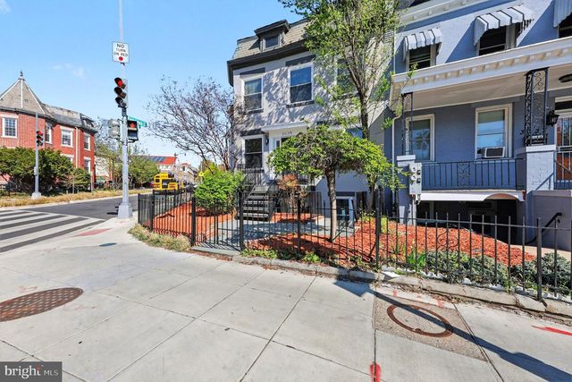 3639 NEW HAMPSHIRE AVE NW, Washington, DC 20010