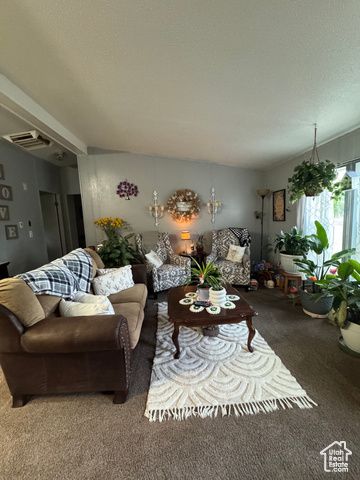 10106 E 2800 S, Jensen, UT 84035