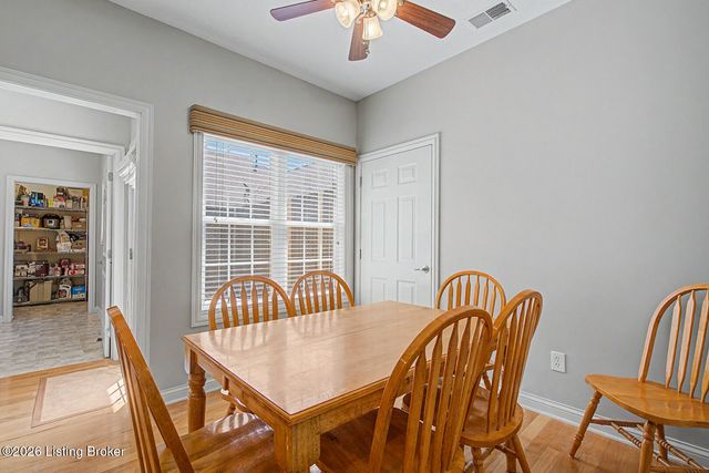 1130 Grazing Meadows Ln, Louisville, KY 40245