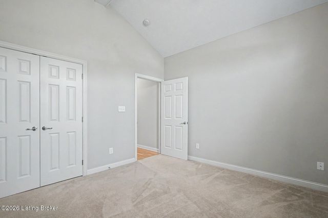 1130 Grazing Meadows Ln, Louisville, KY 40245