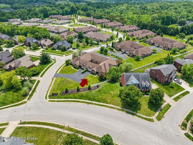 1130 Grazing Meadows Ln, Louisville, KY 40245