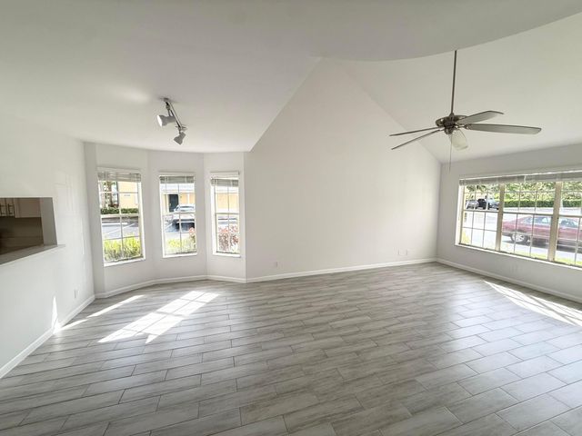 6307 La Costa Drive A, Boca Raton, FL 33433