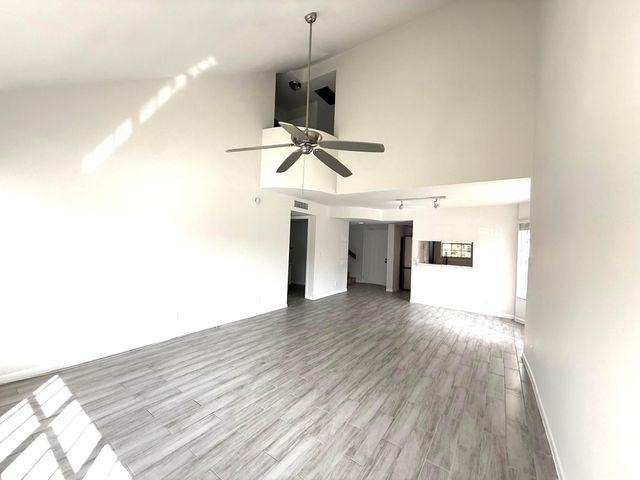 6307 La Costa Drive A, Boca Raton, FL 33433