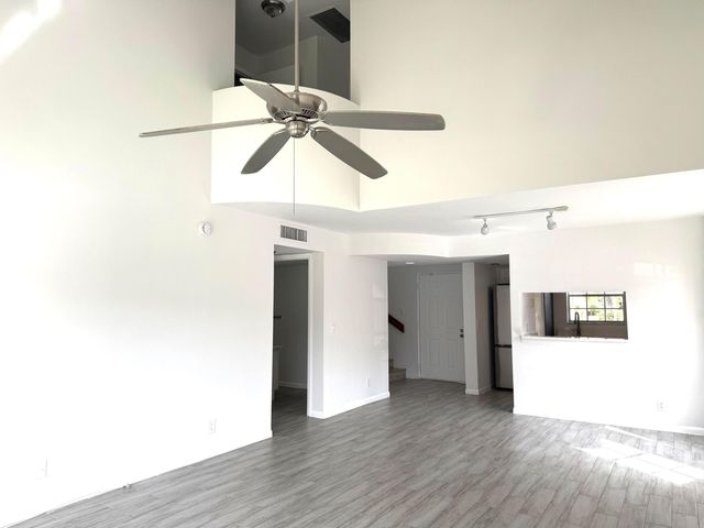 6307 La Costa Drive A, Boca Raton, FL 33433