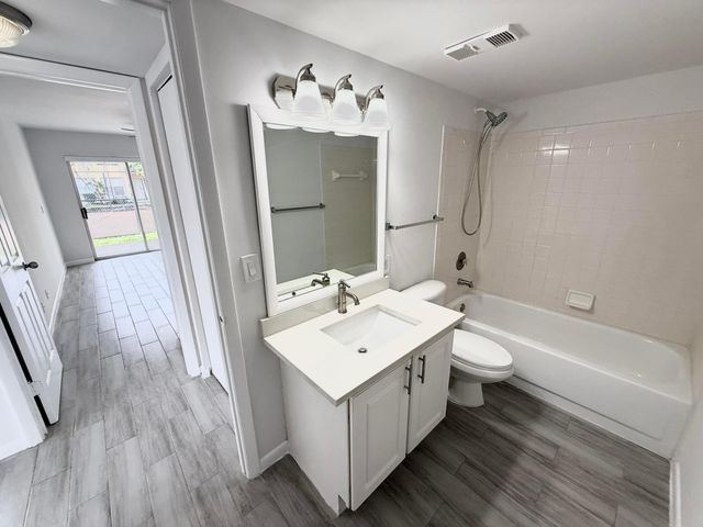 6307 La Costa Drive A, Boca Raton, FL 33433