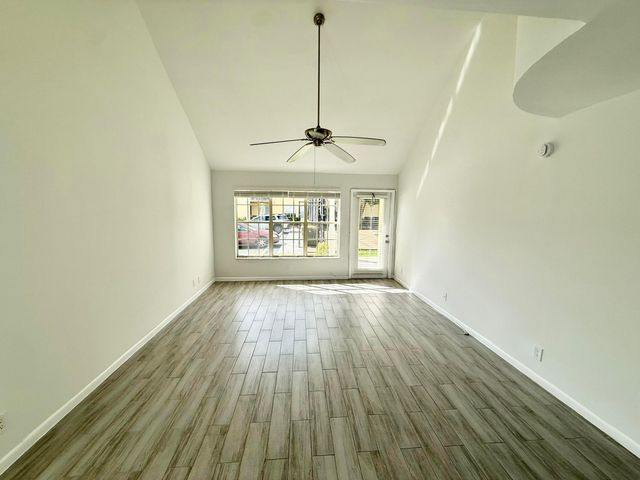 6307 La Costa Drive A, Boca Raton, FL 33433