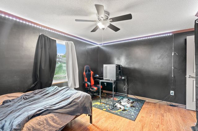 1156 Forest Dr., North Myrtle Beach, SC 29582