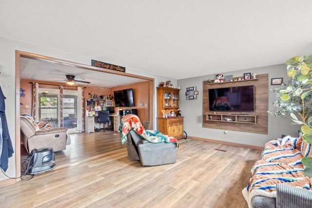 1156 Forest Dr., North Myrtle Beach, SC 29582