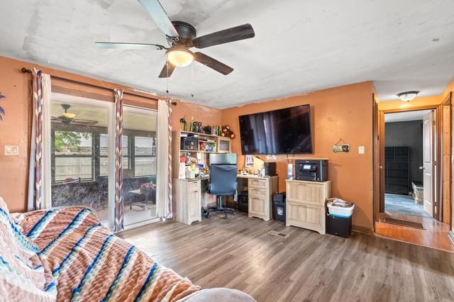 1156 Forest Dr., North Myrtle Beach, SC 29582