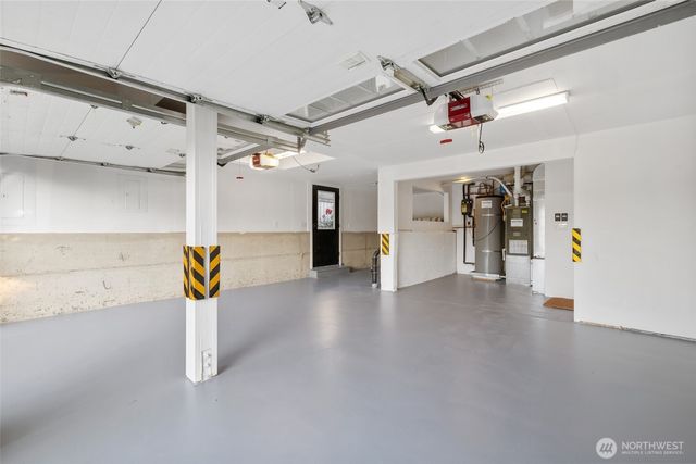 9615 NE 26th Street, Clyde Hill, WA 98004