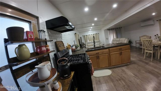 1304 E Avenue I 35, Lancaster, CA 93535