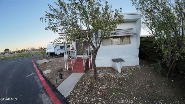 1304 E Avenue I 35, Lancaster, CA 93535