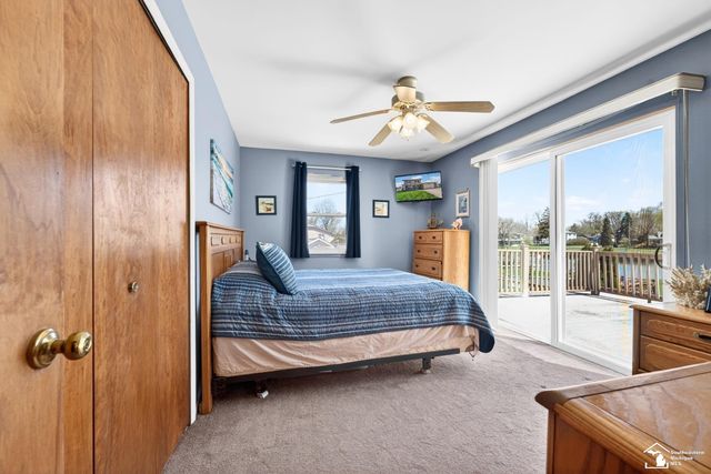 30189 Pointe Drive, Gibraltar, MI 48173