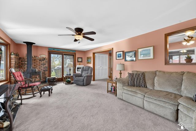 30189 Pointe Drive, Gibraltar, MI 48173