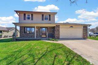 30189 Pointe Drive, Gibraltar, MI 48173