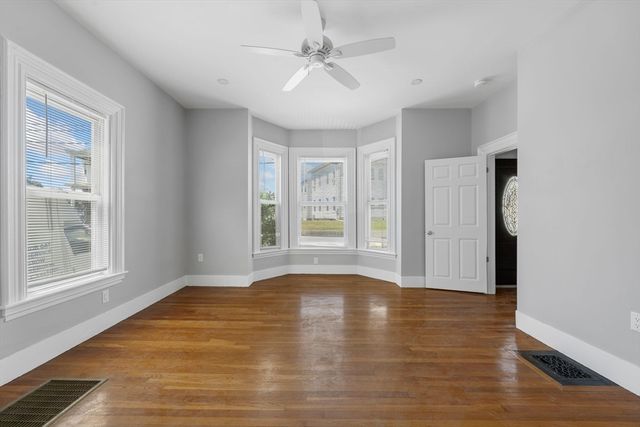 513-515 Cross St, Malden, MA 02148