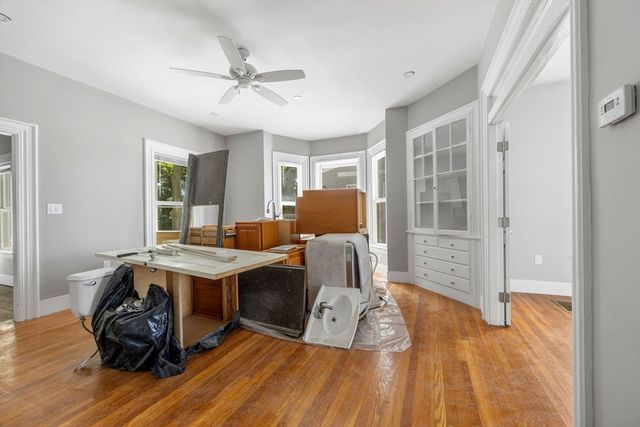 513-515 Cross St, Malden, MA 02148