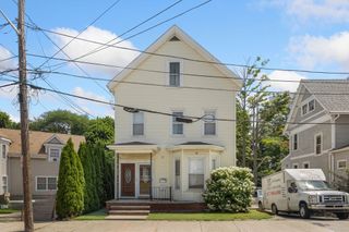 513-515 Cross St, Malden, MA 02148