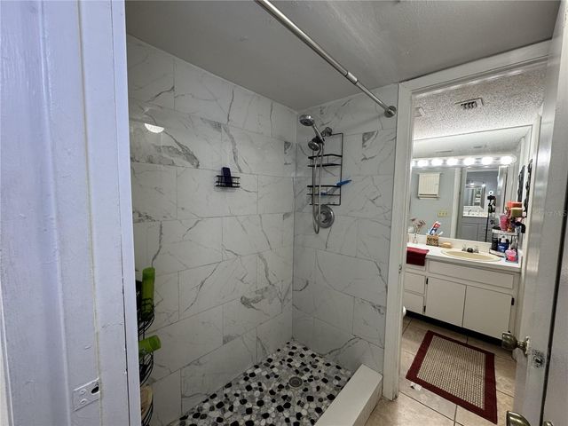 4411 SHADY TERRACE LANE 111, Tampa, FL 33613