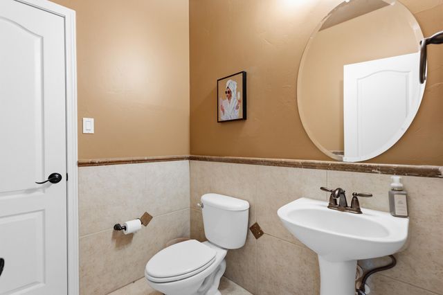 7010 Wrangell Loop NE, Rio Rancho, NM 87144