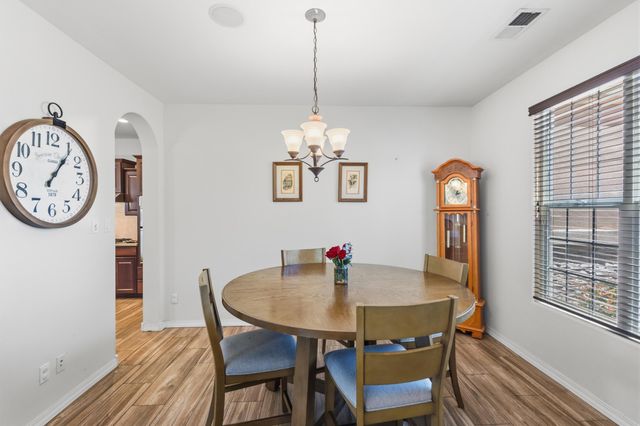 7010 Wrangell Loop NE, Rio Rancho, NM 87144