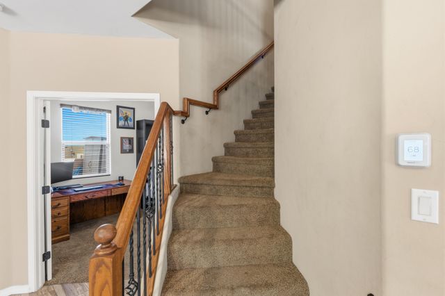 7010 Wrangell Loop NE, Rio Rancho, NM 87144
