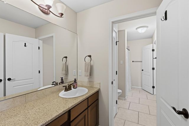 7010 Wrangell Loop NE, Rio Rancho, NM 87144