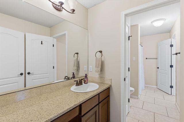 7010 Wrangell Loop NE, Rio Rancho, NM 87144