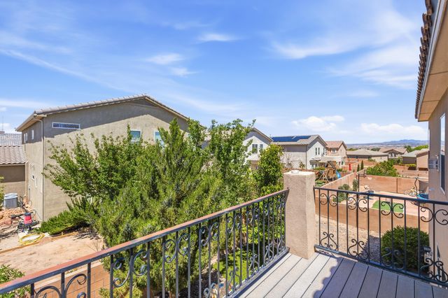 7010 Wrangell Loop NE, Rio Rancho, NM 87144