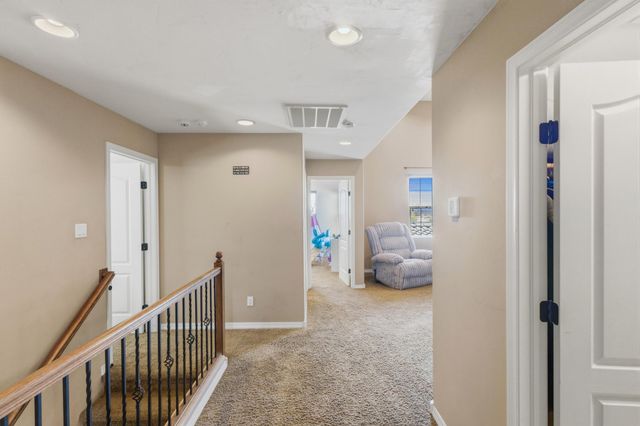 7010 Wrangell Loop NE, Rio Rancho, NM 87144