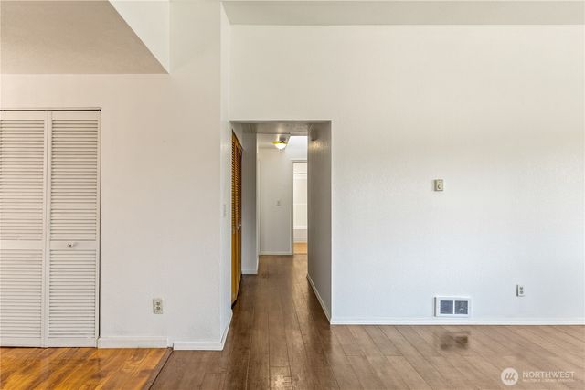 727 Salzburg Lane SE, Olympia, WA 98513