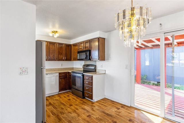727 Salzburg Lane SE, Olympia, WA 98513
