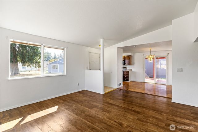 727 Salzburg Lane SE, Olympia, WA 98513