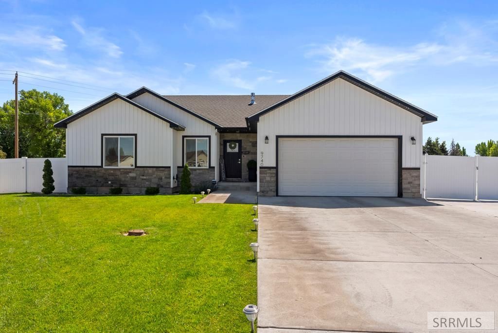 9740 N Jessie Avenue, Idaho Falls, ID 83401