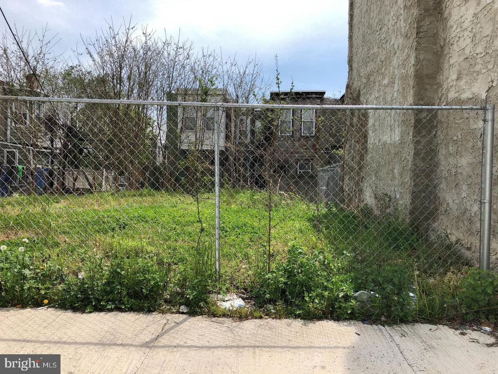 2906 PAGE ST, PHILADELPHIA, PA 19121 — photo 2