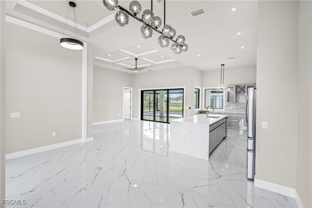 2100 SW 26th ST, Cape Coral, FL 33914