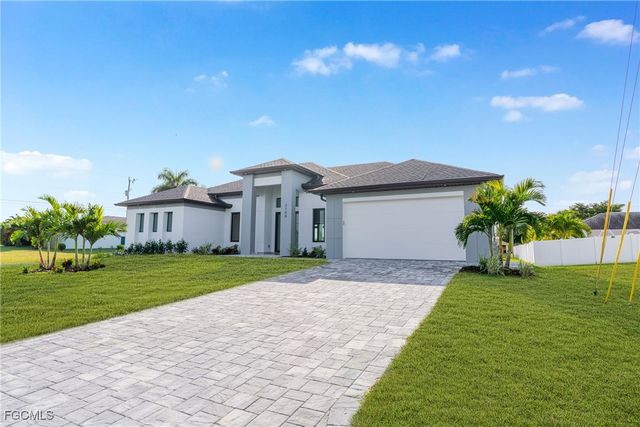 2100 SW 26th ST, Cape Coral, FL 33914