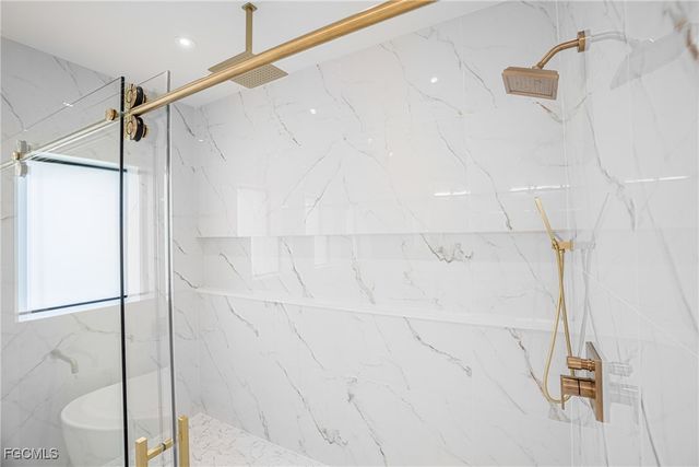 2100 SW 26th ST, Cape Coral, FL 33914